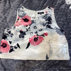 Parker size 6 floral crop top